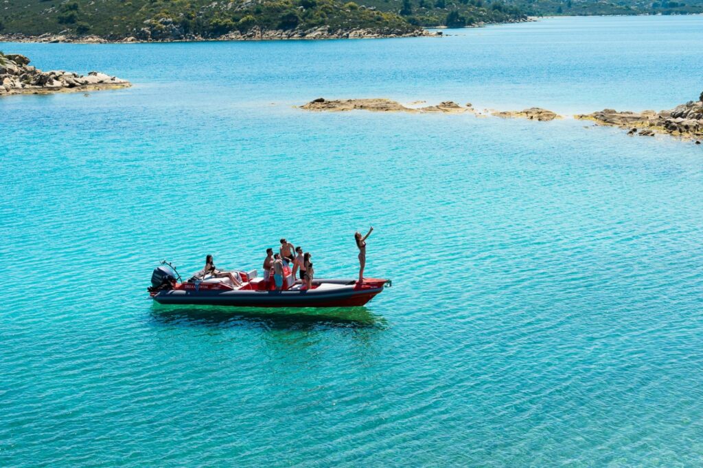 Dream-Swim-Boat-Rental-Diaporos-1500x1001