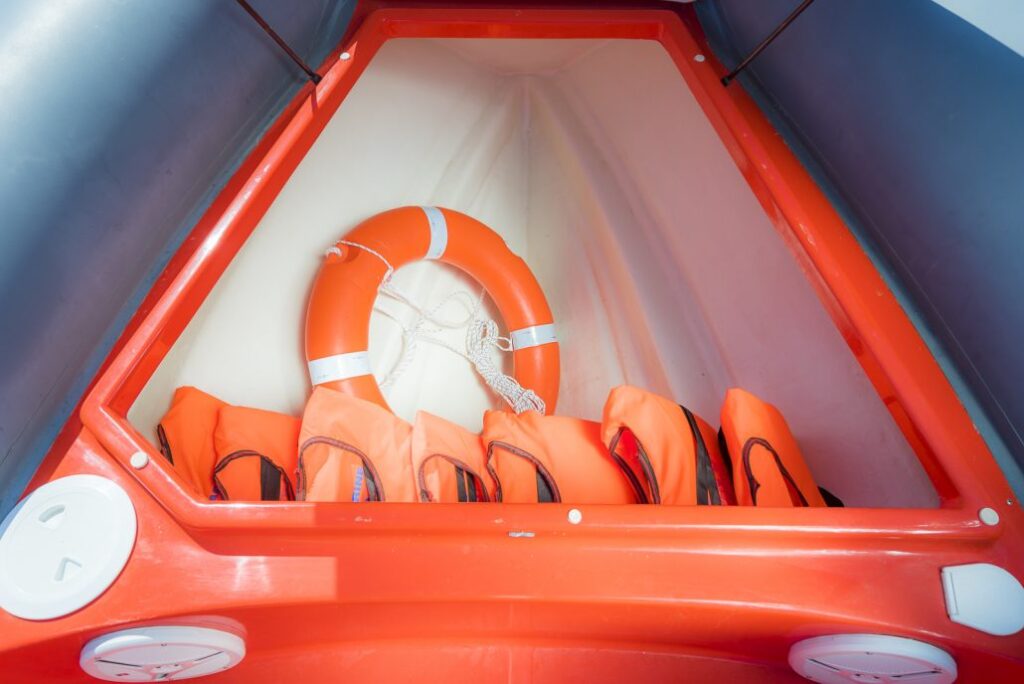 Dream-Swim-Boat-Rental-lifejackets